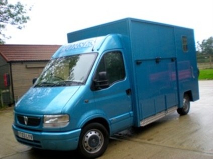 Horsebox, Carries 2 stalls 03 Reg - Kent                                                            