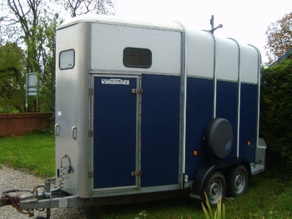 Horsetrailer, Carries 2 stalls - Lancashire                                                         